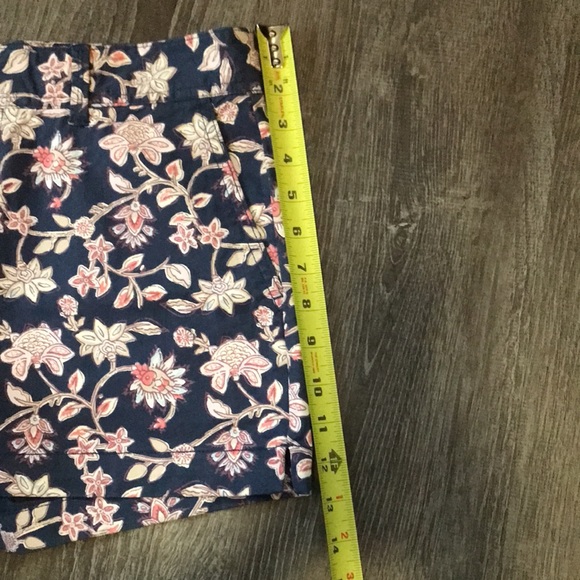 GAP city shorts size 8 - Picture 4 of 10